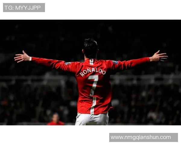 足球史上前三大球星排名解析及其影响力的深度探讨